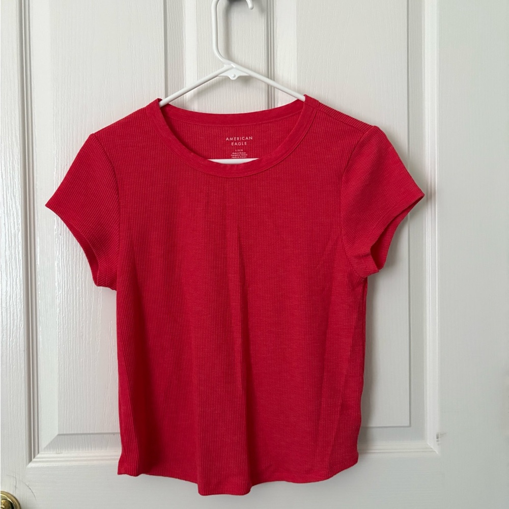 American Eagle Outfitters Red Short Sleeve Tee